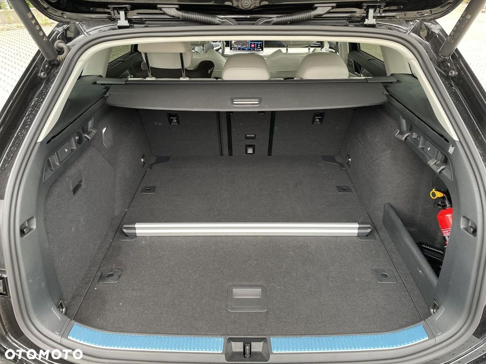 Volkswagen Passat Variant - 5