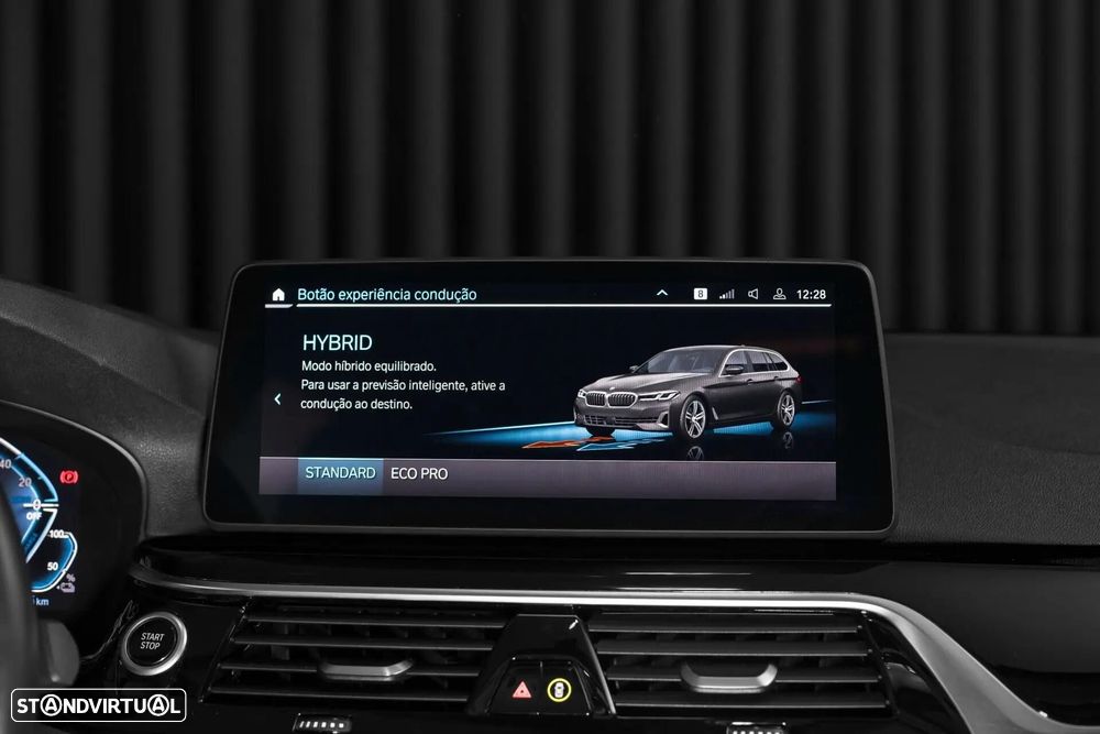 BMW 520 e Pack M - 29