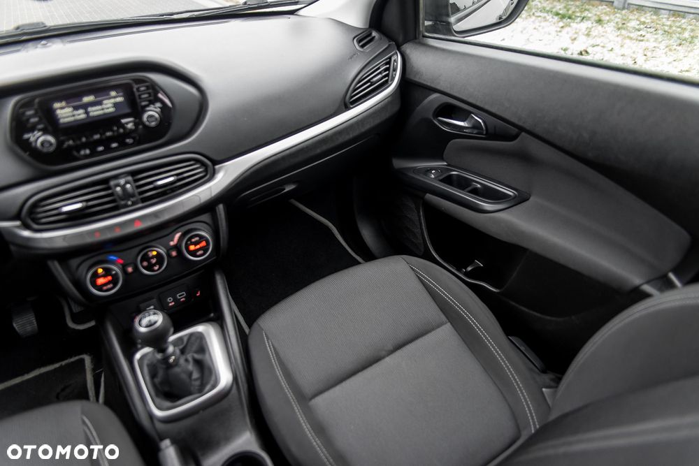 Fiat Tipo 1.4 16V More - 36