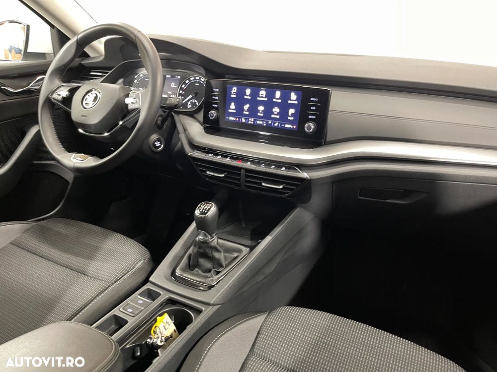 Skoda Octavia 1.5 TSI Ambition - 8