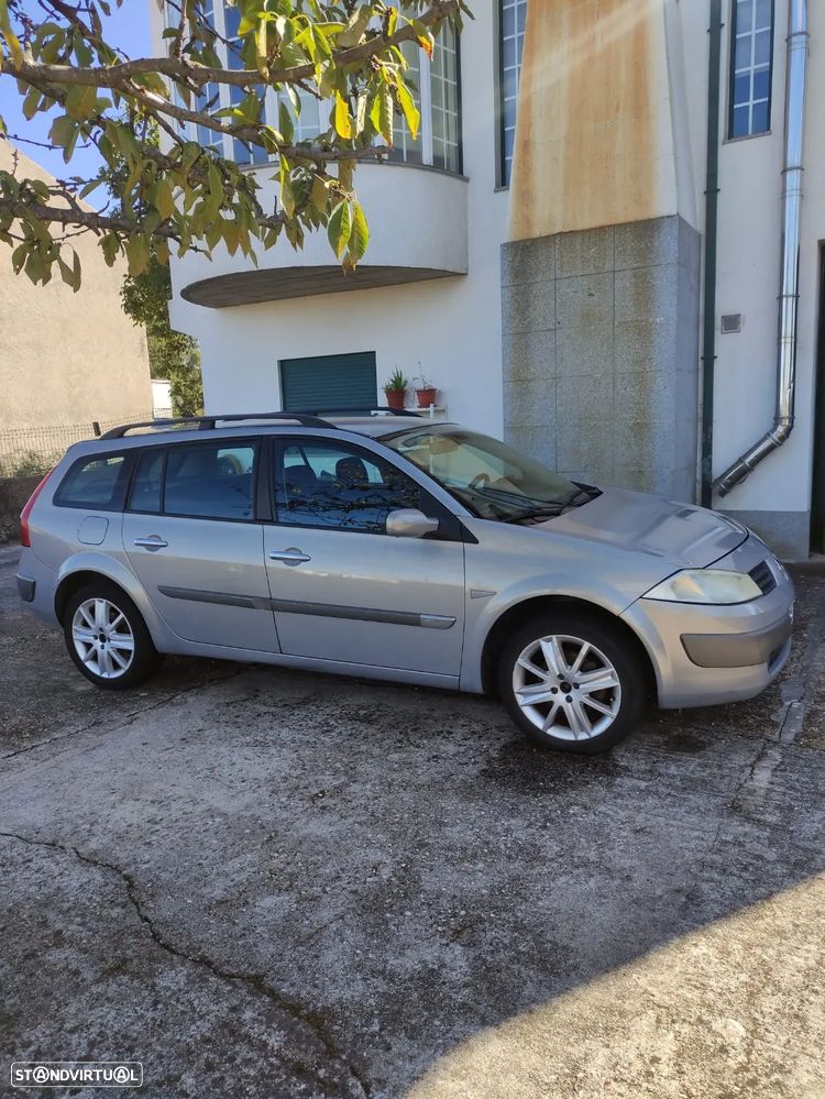 Renault Mégane Break 1.5 dCi Confort - 9