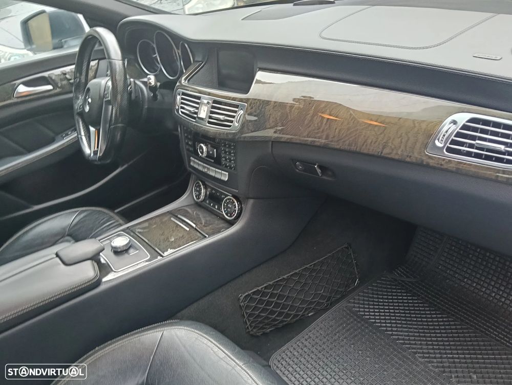 Mercedes-Benz CLS 350 - 11