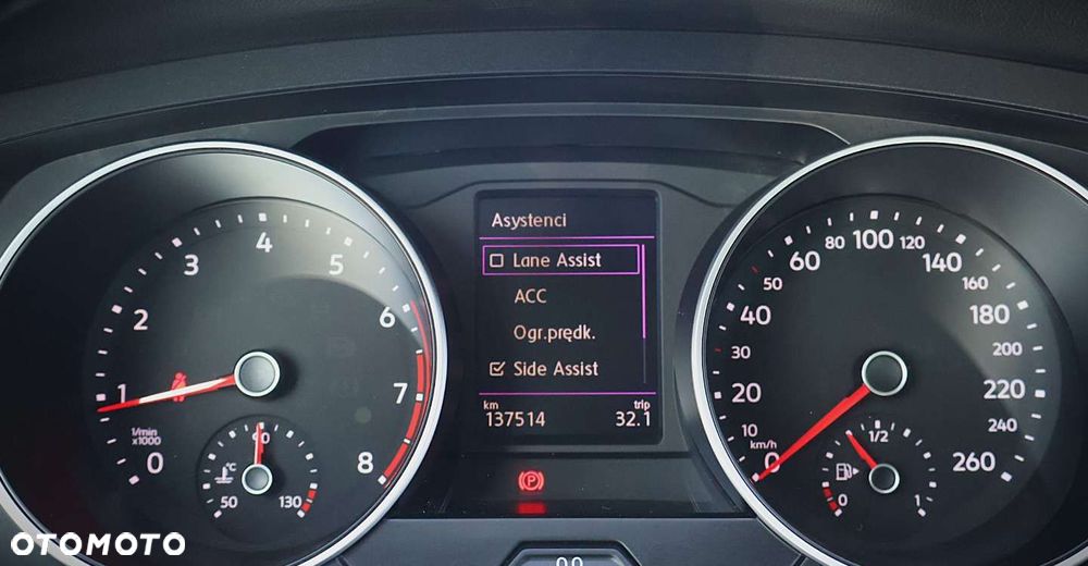 Volkswagen Tiguan - 27