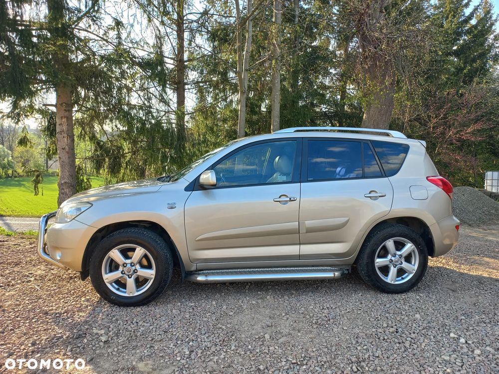 Toyota RAV4 2.2 D-4D Prestige - 13