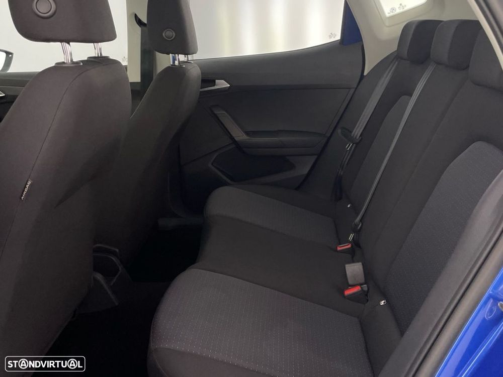 SEAT Arona - 12