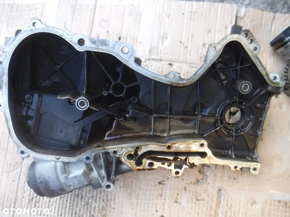 Vw Skoda Seat Aydi A3 Golf VI 1.4 TSI TFSI  obudowa pokrywa rozrzadu  03C109211 - 3