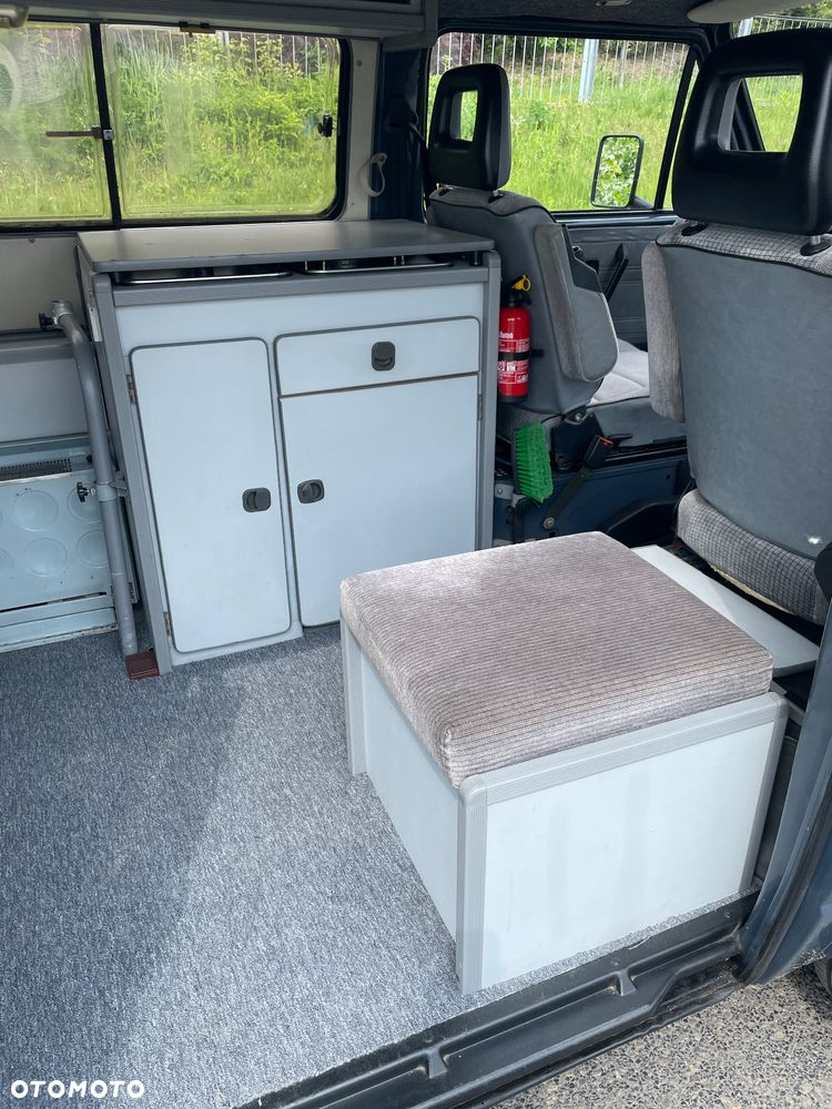 Volkswagen Transporter - 17