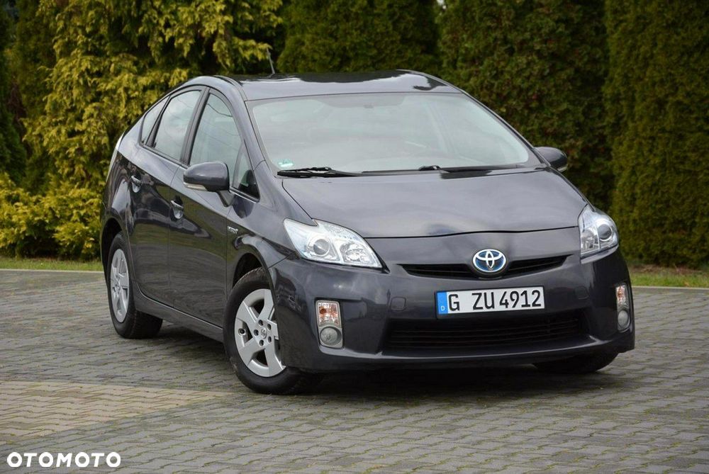Toyota Prius - 8