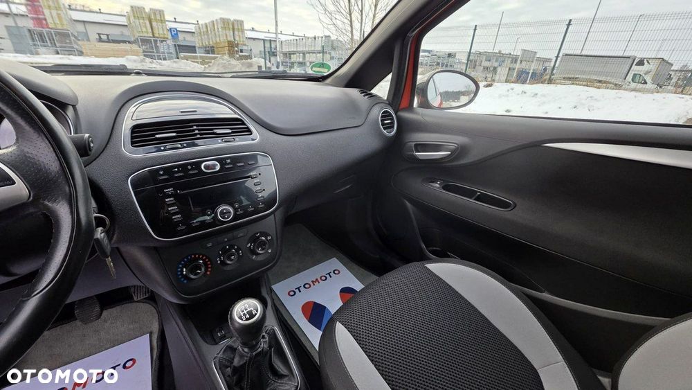 Fiat Punto - 16