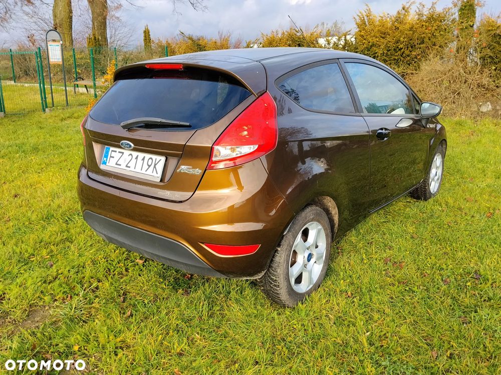 Ford Fiesta 1.25 Trend - 13