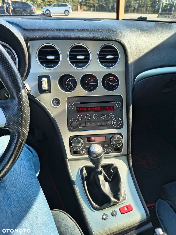 Alfa Romeo 159 2.2JTS Distinctive - 11