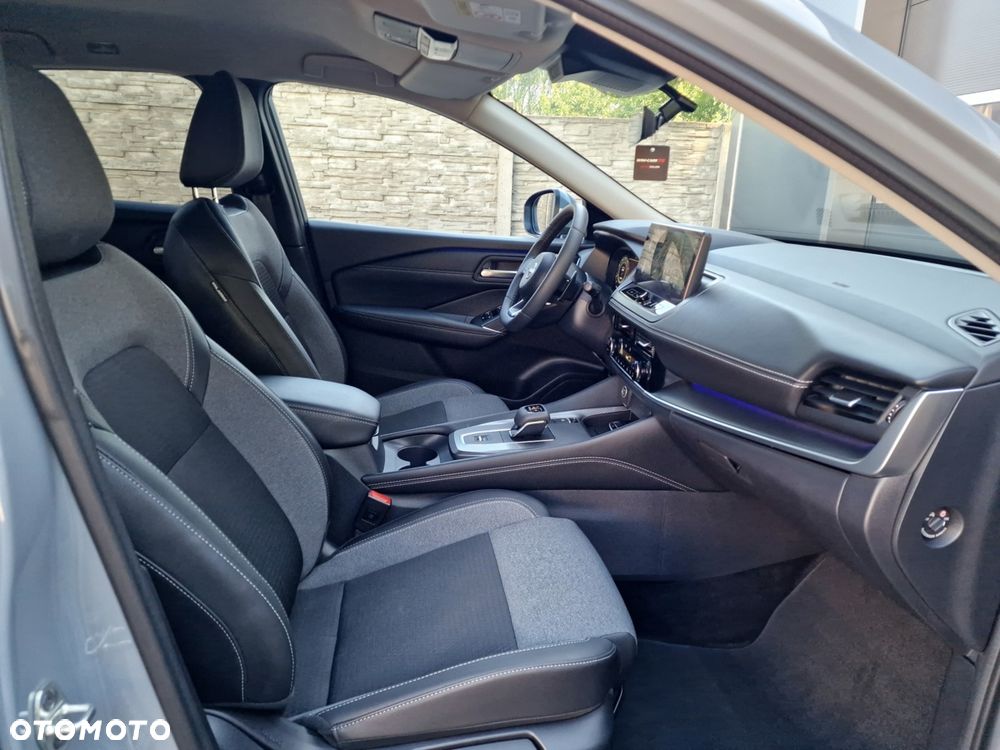 Nissan Qashqai 1.3 DIG-T MHEV Xtronic N-Connecta - 24