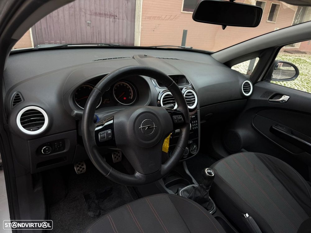 Opel Corsa 1.2 Black Edition 129g - 9