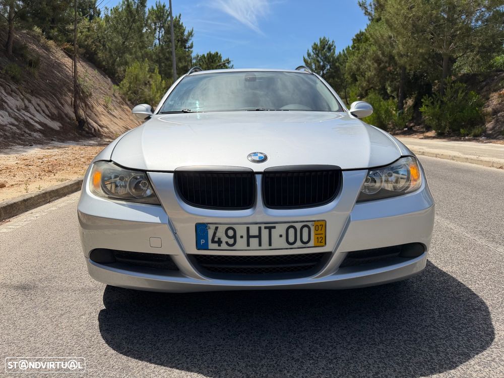 BMW 318 d Navigation - 3