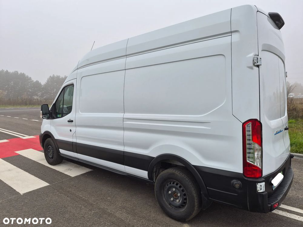 Ford E-TRANSIT Salon PL L3H3 - 6