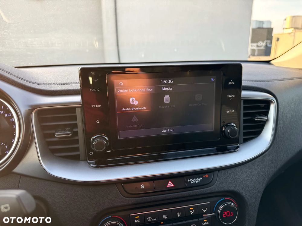 Kia XCeed 1.0 T-GDI M - 19