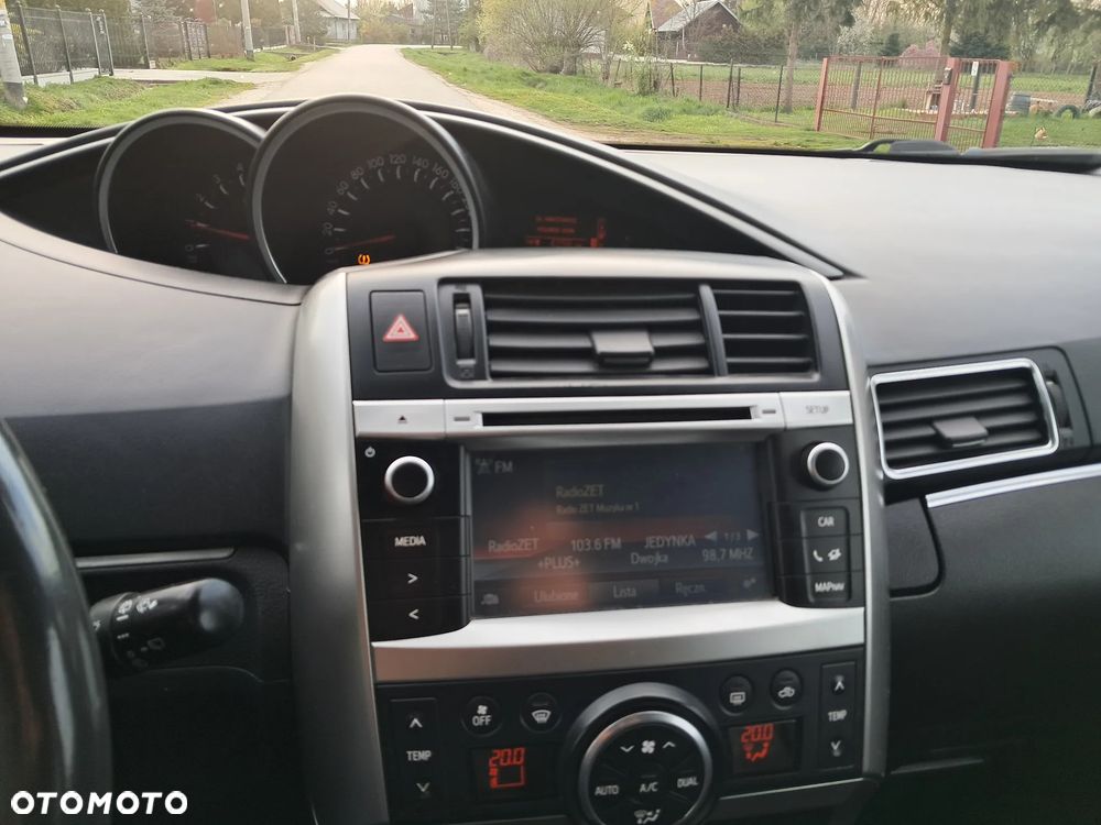 Toyota Verso 1.6 D-4D Active 7os - 22
