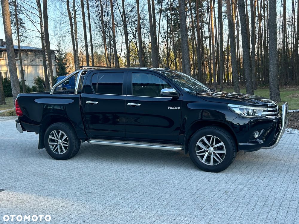Toyota Hilux - 8