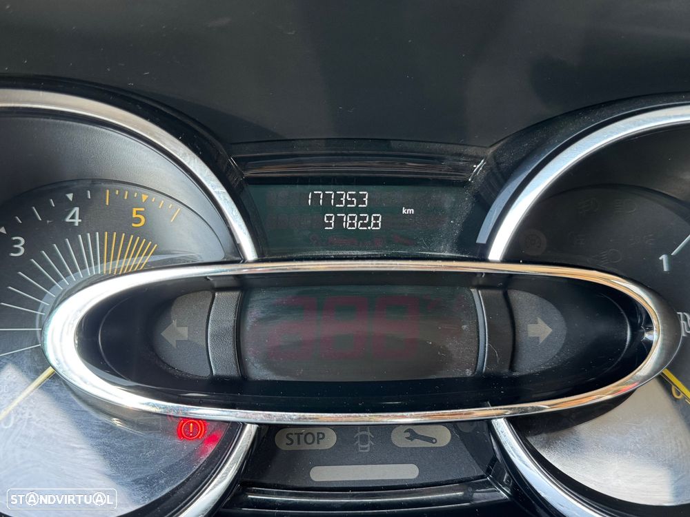 Renault Clio Sport Tourer Energy dCi 90 Start & Stop Dynamique - 17