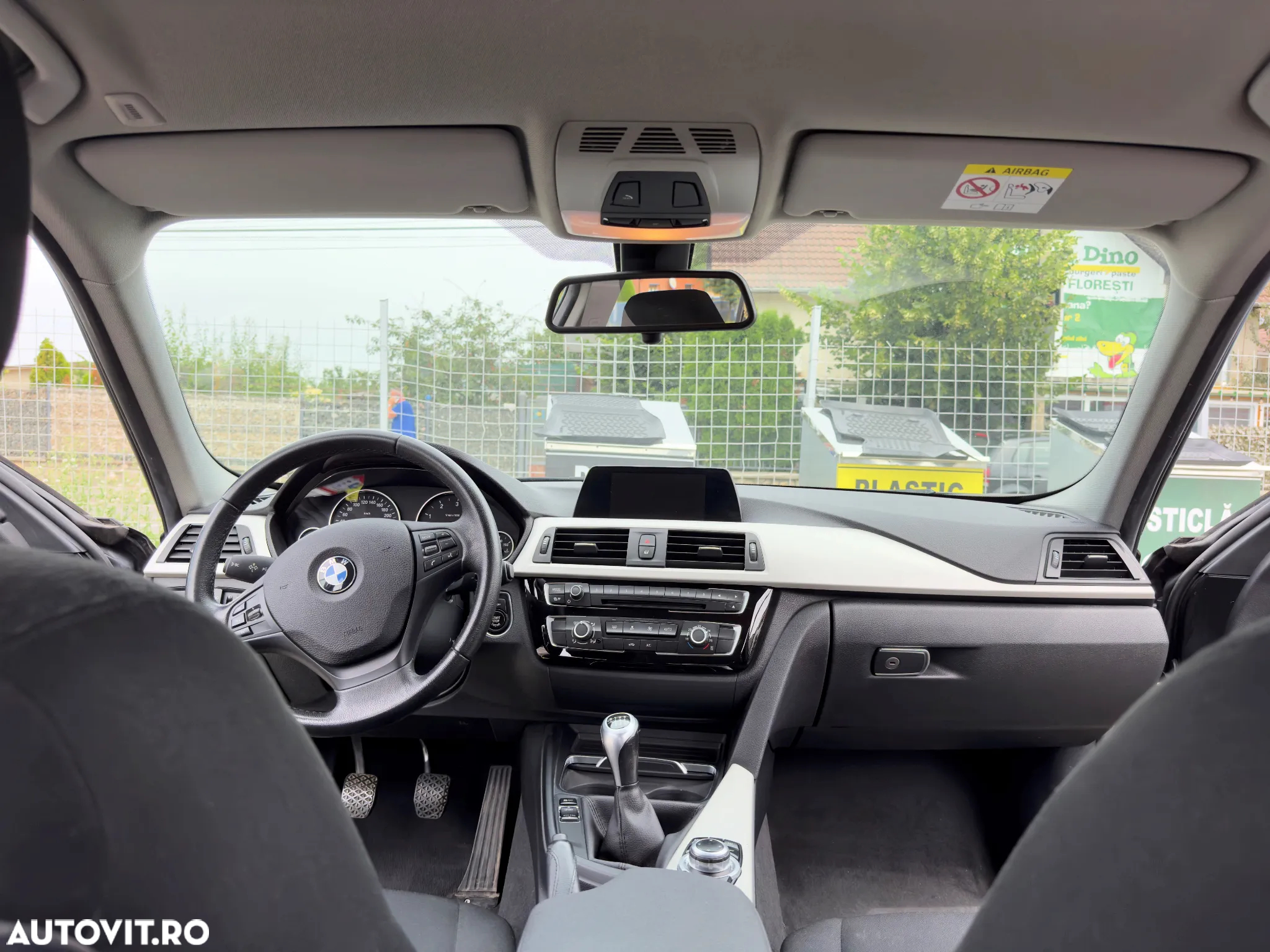 BMW Seria 3 318d Advantage - 17