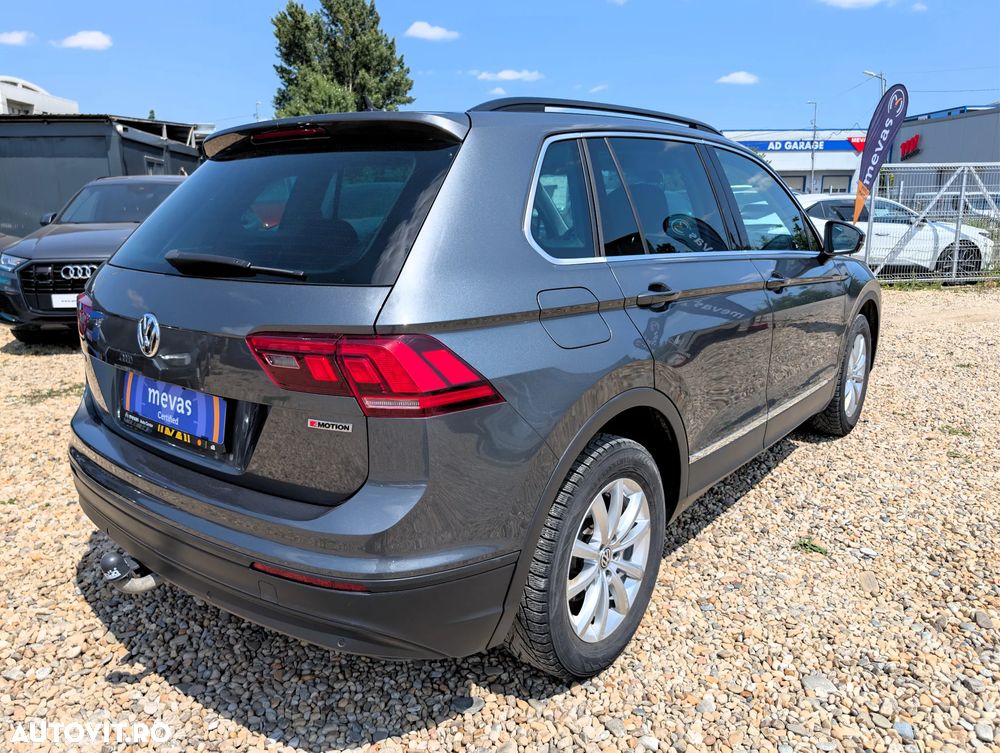 Volkswagen Tiguan 2.0 TDI 4Mot DSG Comfortline - 6