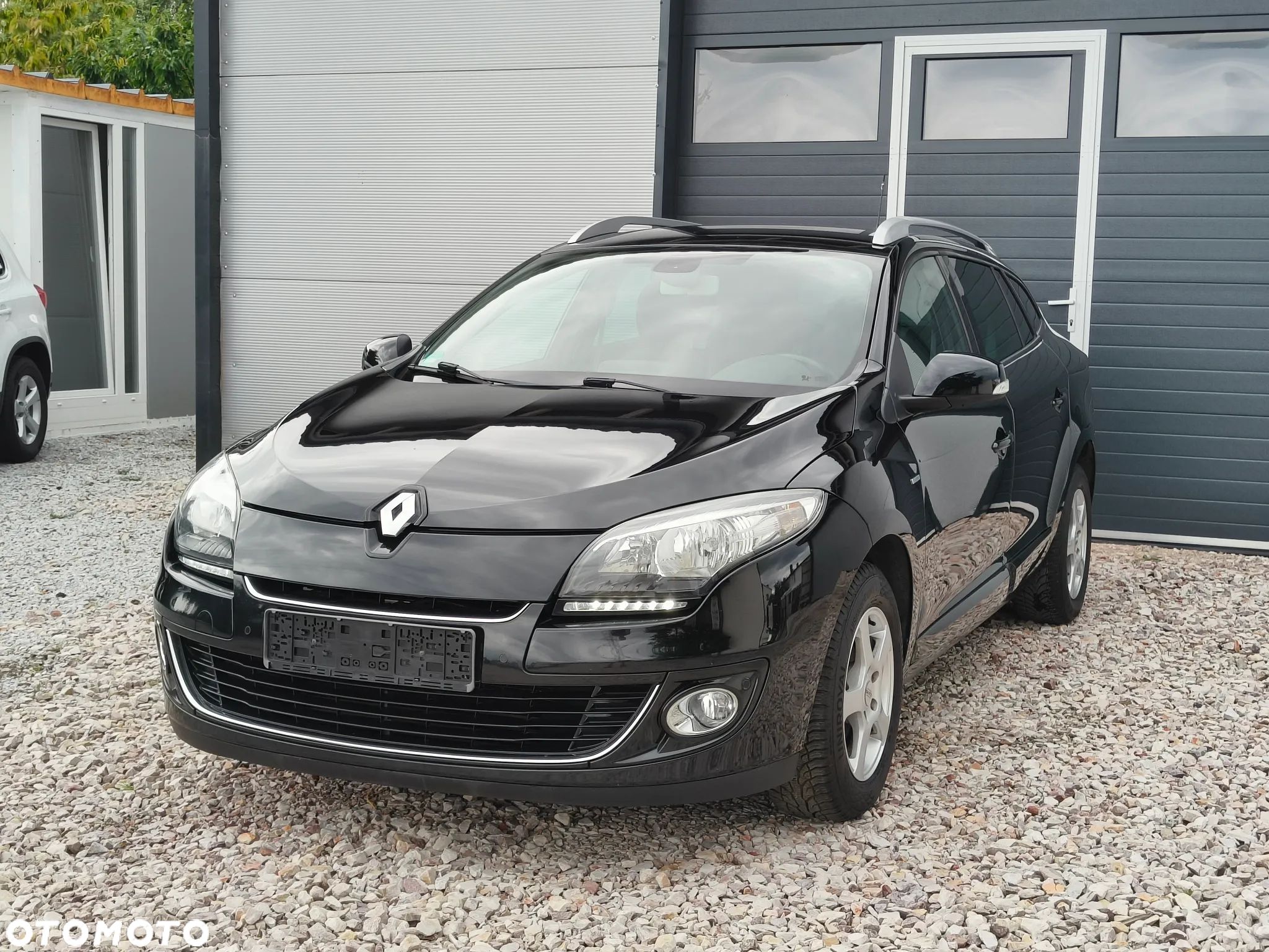 Renault Megane Grandtour TCe 130 Bose Edition - 1