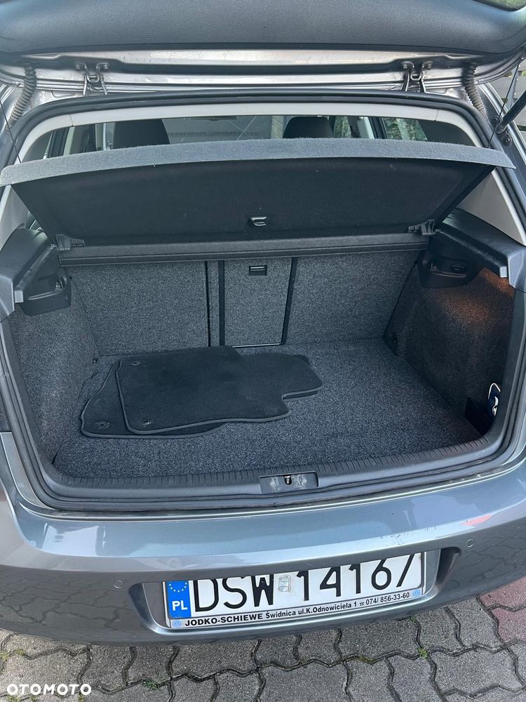 Volkswagen Golf 1.6 TDI Comfortline - 3