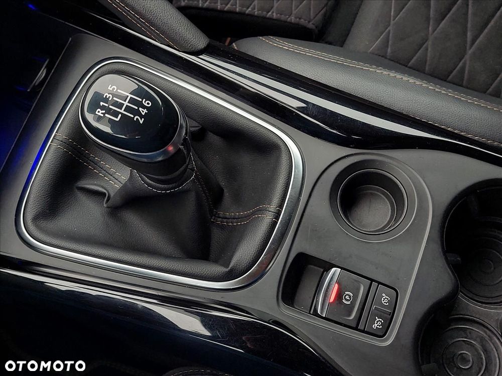 Renault Kadjar 1.3 TCe FAP Black Edition - 17