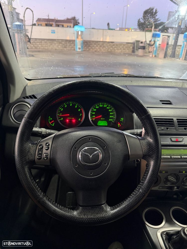 Mazda 2 - 4