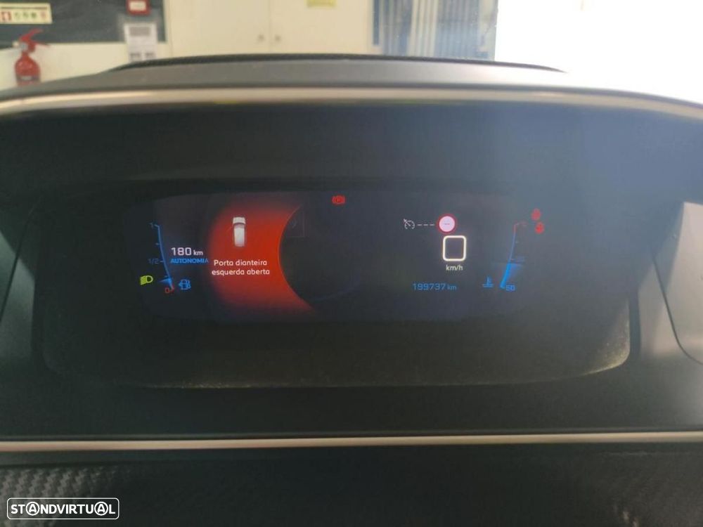 Peugeot 208 1.5 BlueHDi Allure Pack - 3