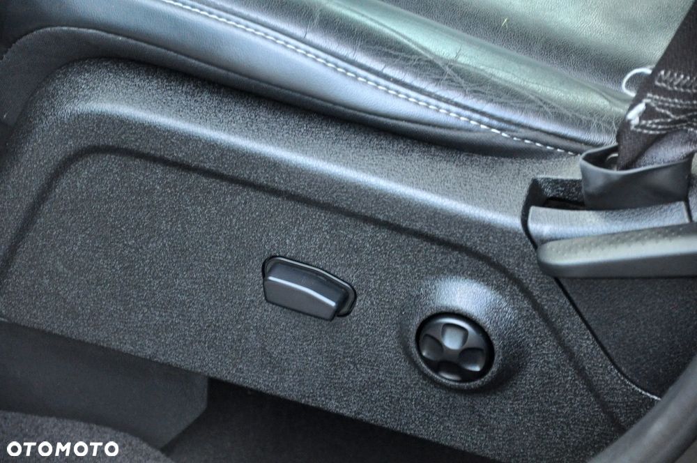 Fiat Freemont 2.0 Multijet 16V DPF Automatik Allrad Black Code - 38