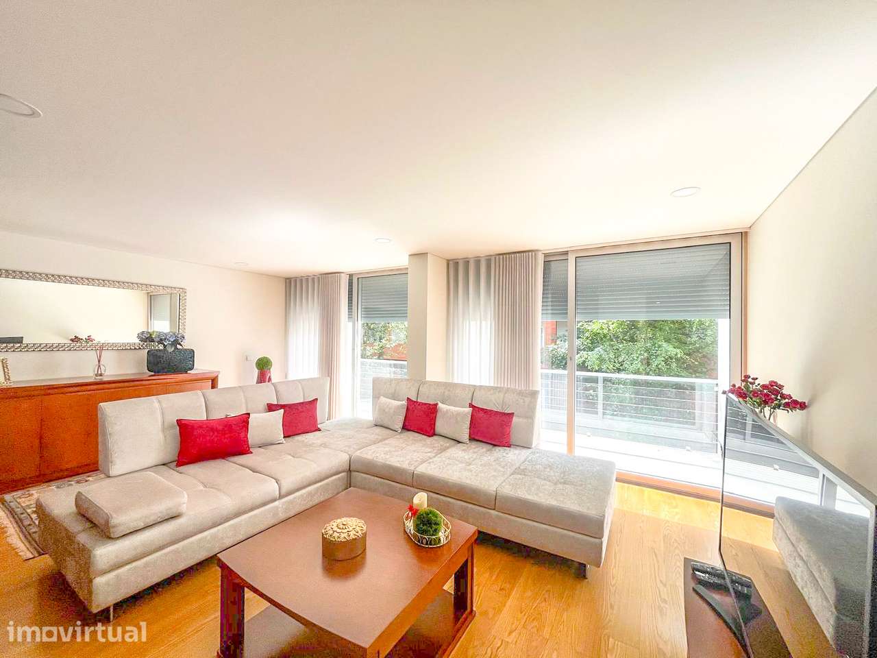 T3 Duplex Premium em Vila das Aves | Espaço, Conforto e Elegância - Grande imagem: 2/18