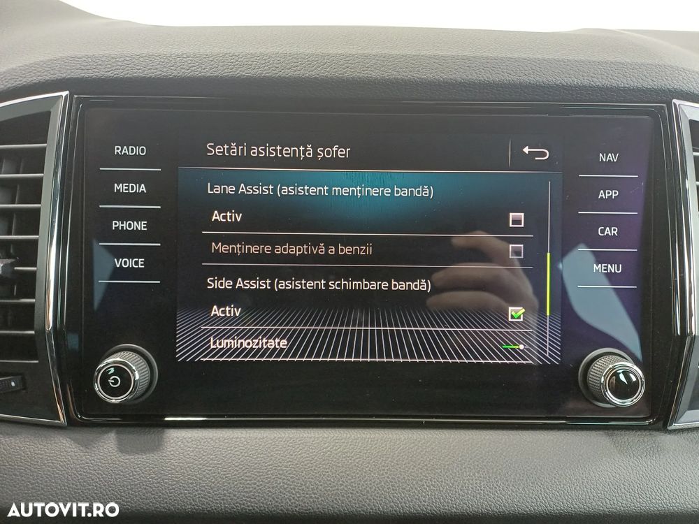 Skoda Karoq 2.0 TSI 4X4 DSG SportLine - 27