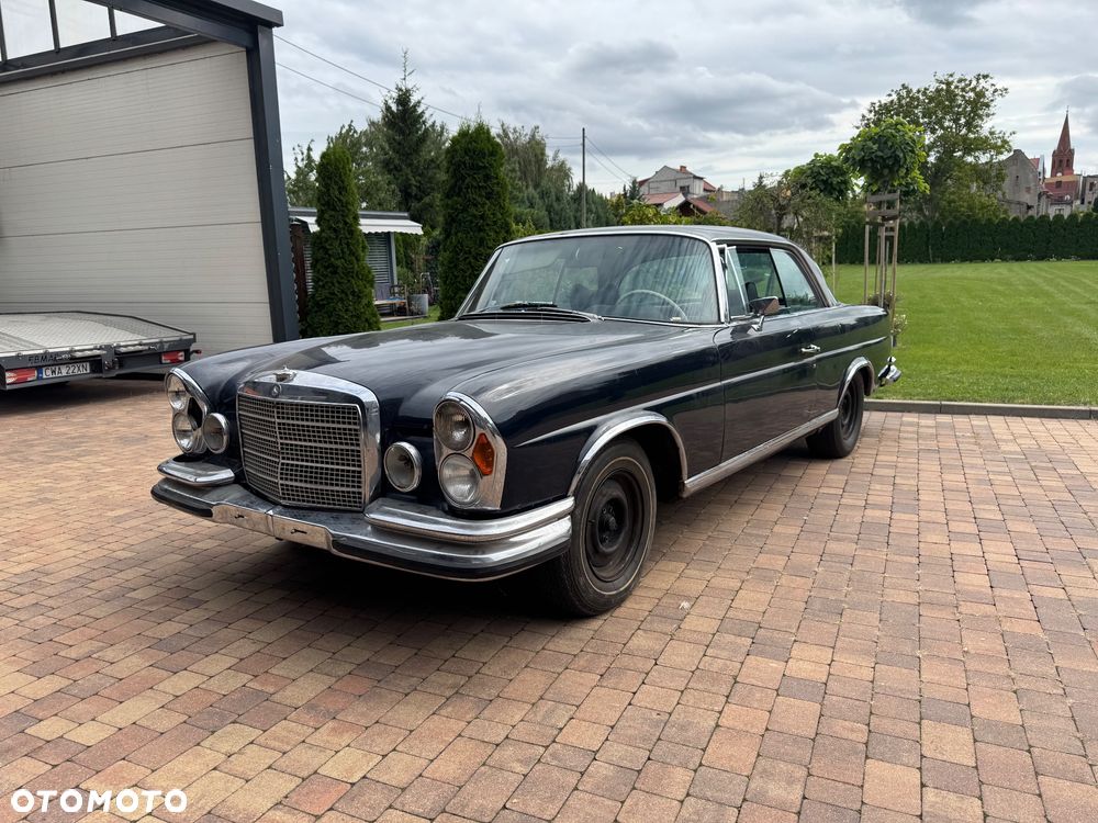 Mercedes-Benz 280 - 2
