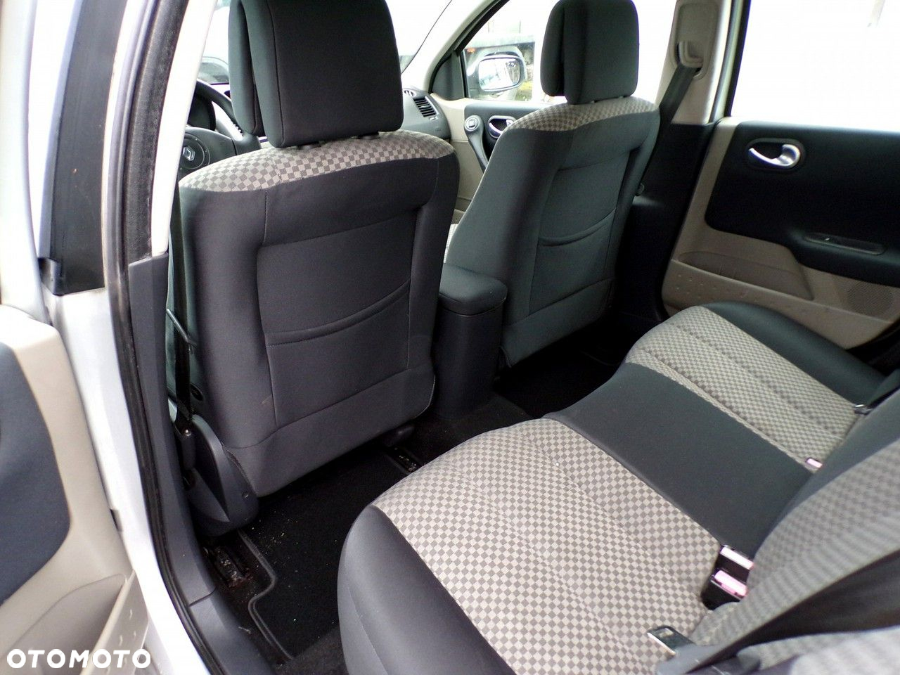 Renault Megane - 24