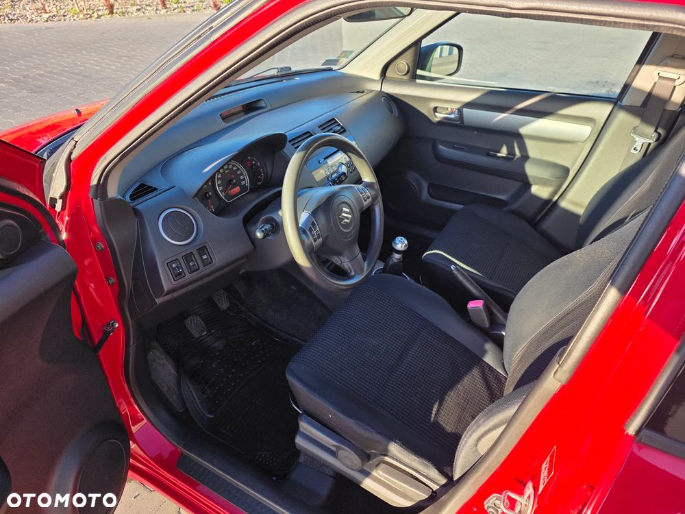 Suzuki Swift 1.5 Comfort - 26