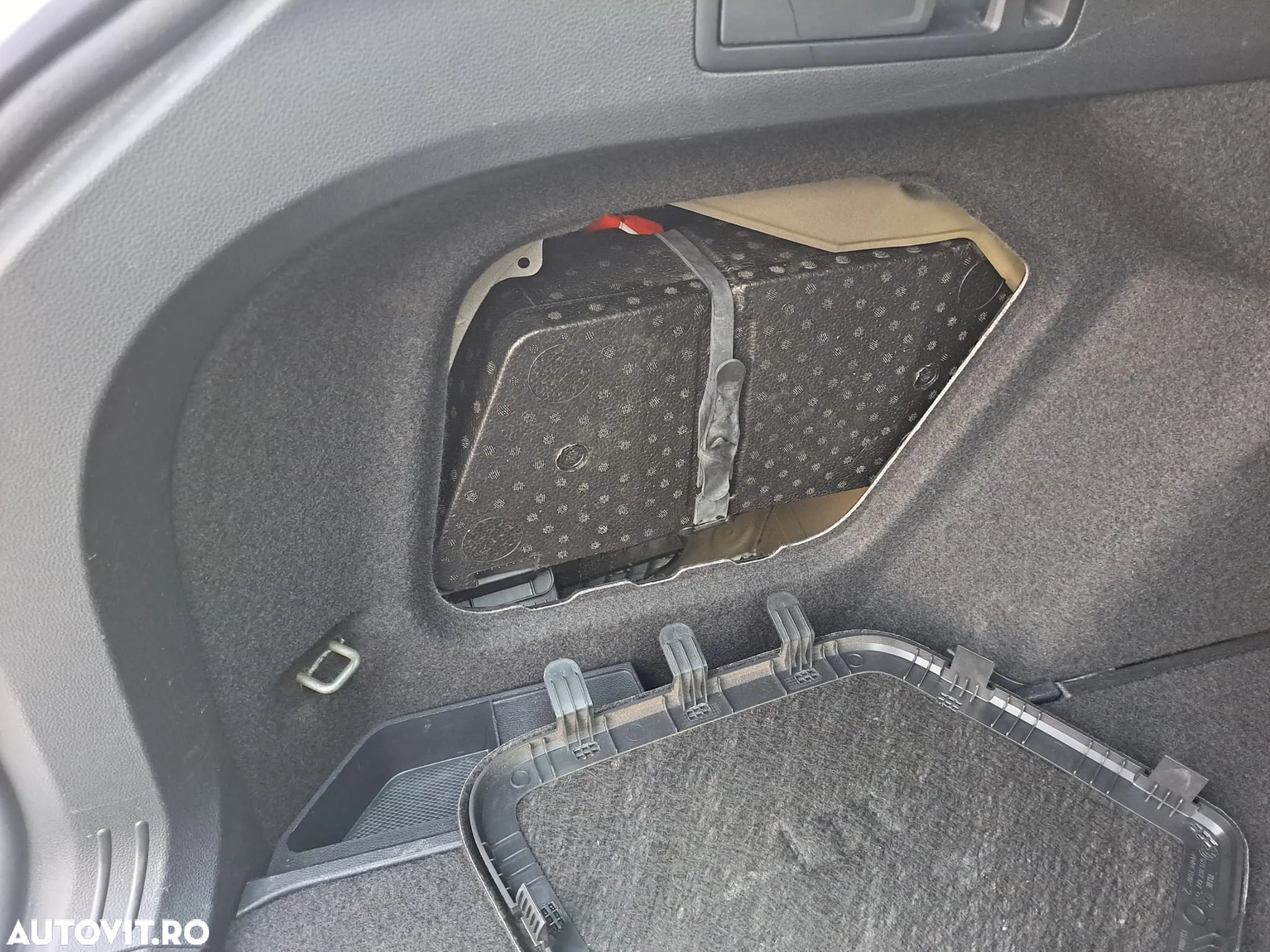 Volkswagen Golf Variant 2.0 TDI 116CP Life - 24