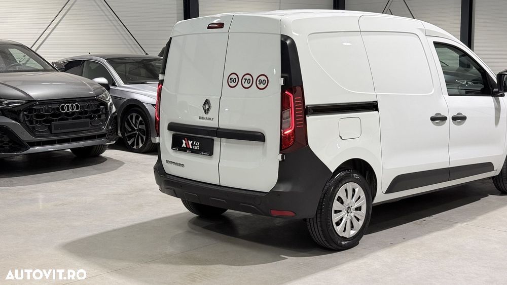 Renault Express - 15