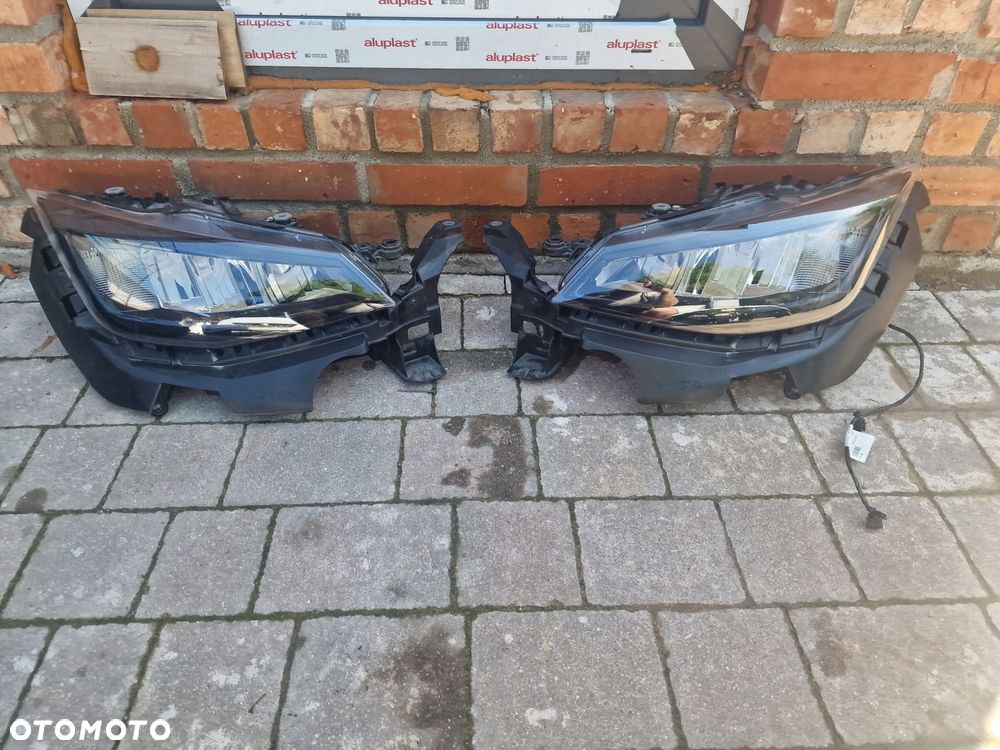 lampa przednia seat arona 2022 6f1941005e 6f1941006e komplet - 1
