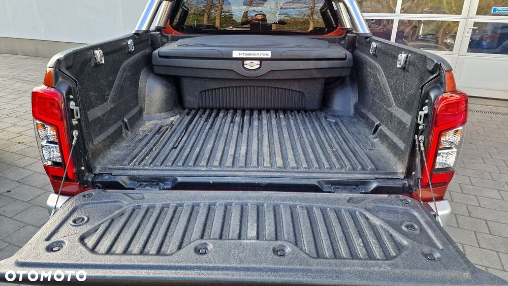 Mitsubishi L200 - 39