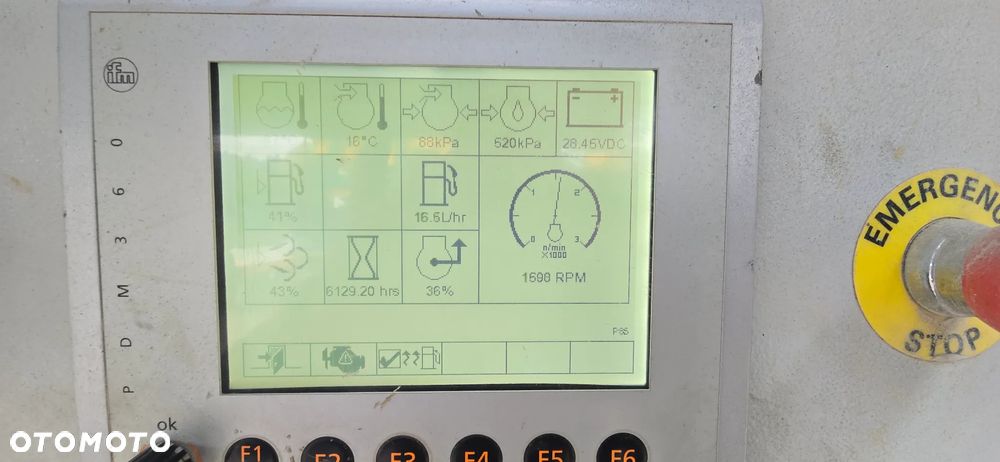 Powerscreen Premiertrak 400, wersja HA - 9