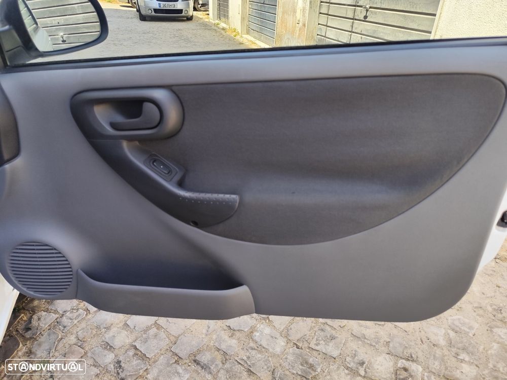 Opel Corsa 1.7 Di - 43