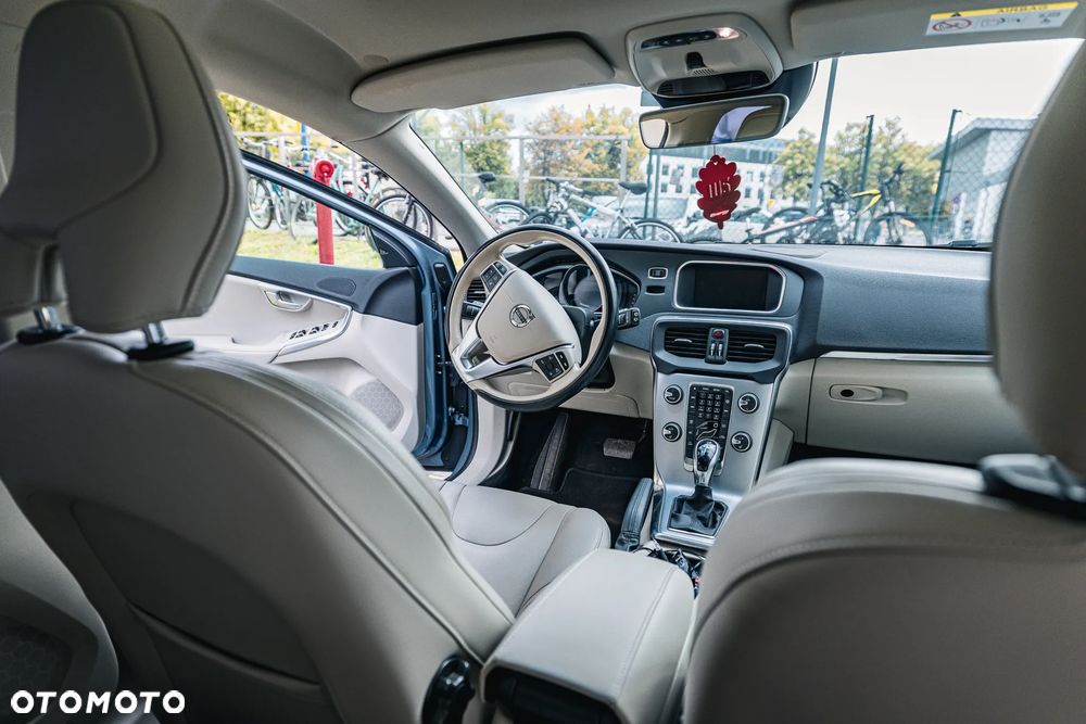 Volvo V40 T3 Drive-E Inscription - 13