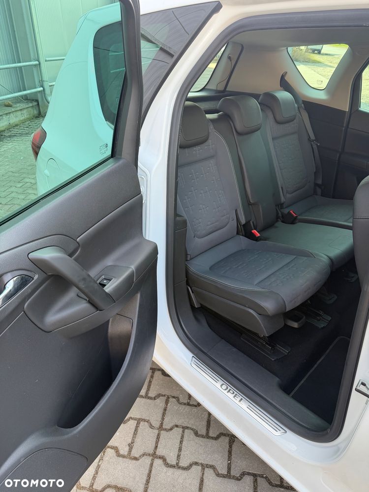 Opel Meriva 1.4 T Cosmo - 25