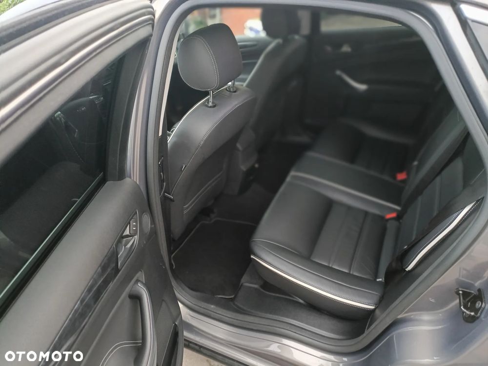 Ford Mondeo 1.8 TDCi Gold X - 9