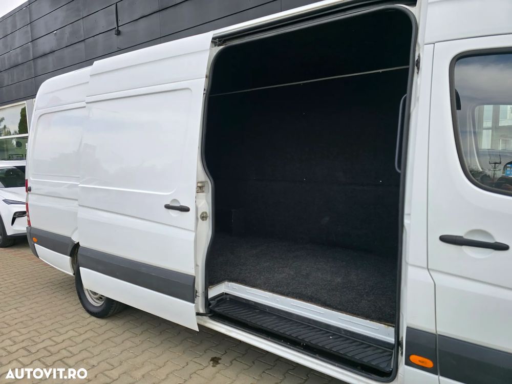 Mercedes-Benz SPRINTER - 11