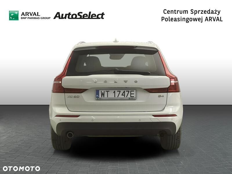Volvo XC 60 B4 B Momentum Pro - 5