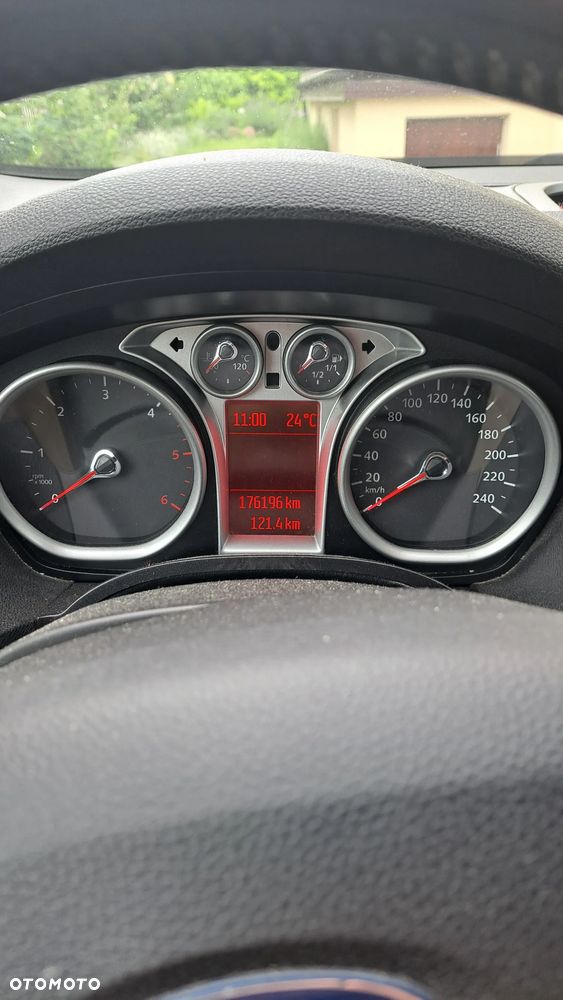 Ford Kuga 2.0 TDCi 4x4 Titanium - 20