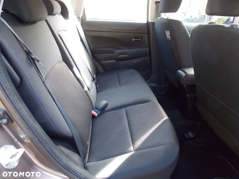 Mitsubishi ASX 1.6 2WD Comfort Edition - 17