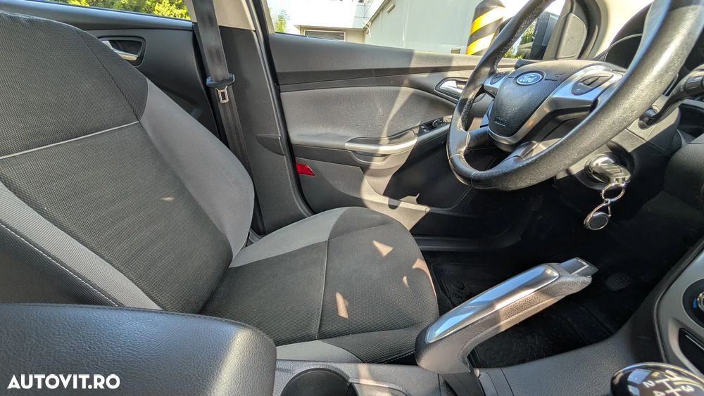 Ford Focus 1.6 Ti-VCT Titanium - 18